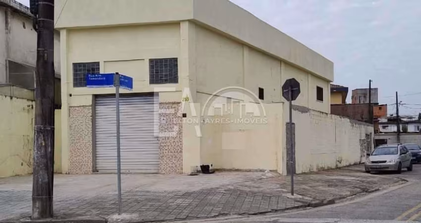 Galpão, Macuco, Santos - R$ 2.2 mi, Cod: 5483