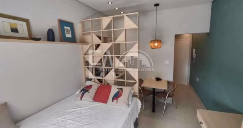 Sala Living com 1 quarto, Ponta da Praia, Santos - R$ 340 mil, Cod: 5685