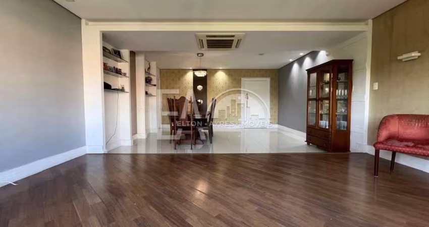 Apartamento com 3 quartos, Embaré, Santos - R$ 1.27 mi, Cod: 5801
