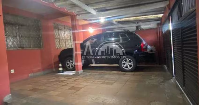 Sobrado com 4 quartos, Vila Mathias, Santos - R$ 1.1 mi, Cod: 5817