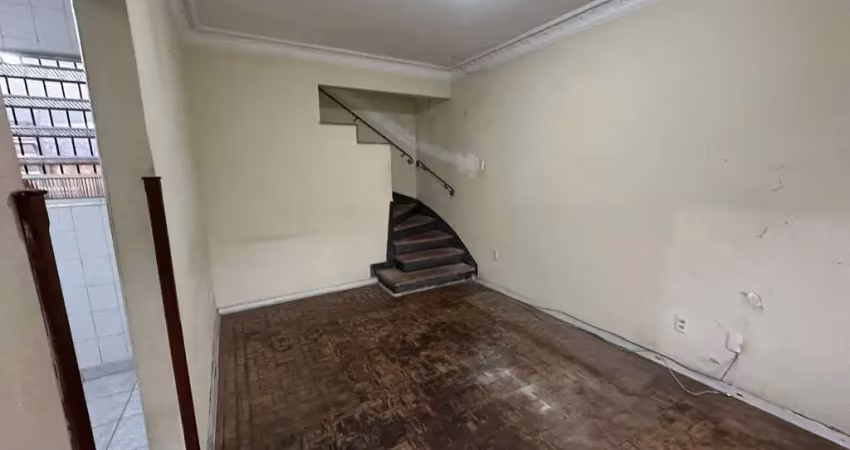 Casa com 2 quartos à venda na Rua Álvaro Pinto da Silva Novais, 38, Macuco, Santos