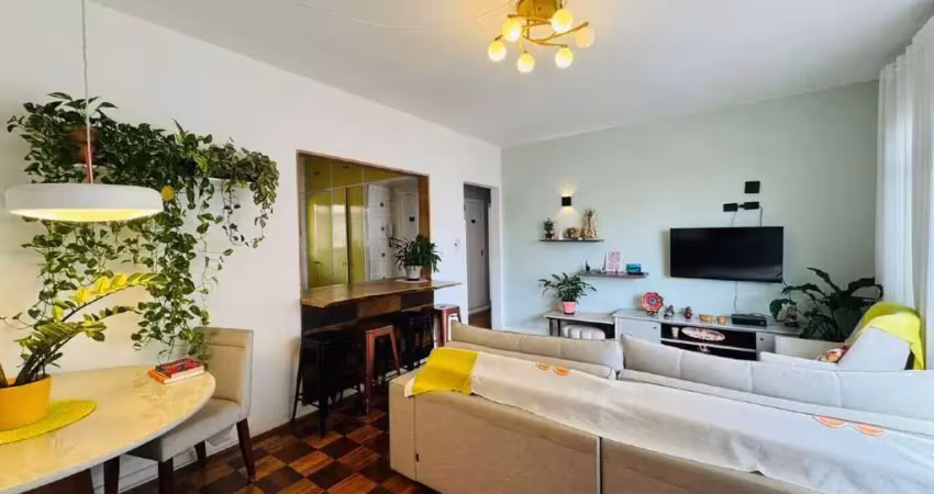 Apartamento 2 quartos a venda na quadra da praia no embare. 1 vaga