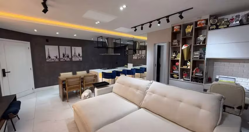 Apartamento à venda na Avenida Doutor Moura Ribeiro, 125, Marapé, Santos