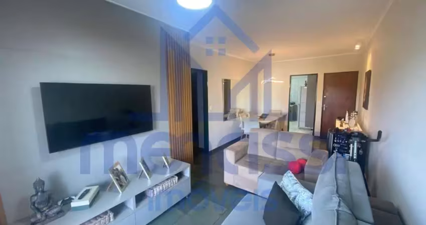 Excelente apartamento com 3 dormitórios sendo 1 suíte, com 90 m² em condomínio.