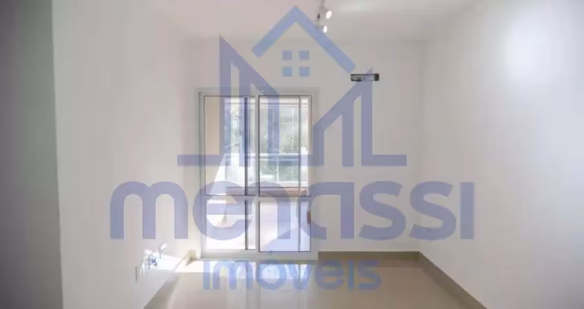 Apartamento com 3 dormitórios sendo 1 suíte com 96 m² para locação.