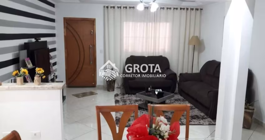 Espetacular Sobrado Frontal no Jardim Sapopemba - 200m² - 5 Dormitórios!