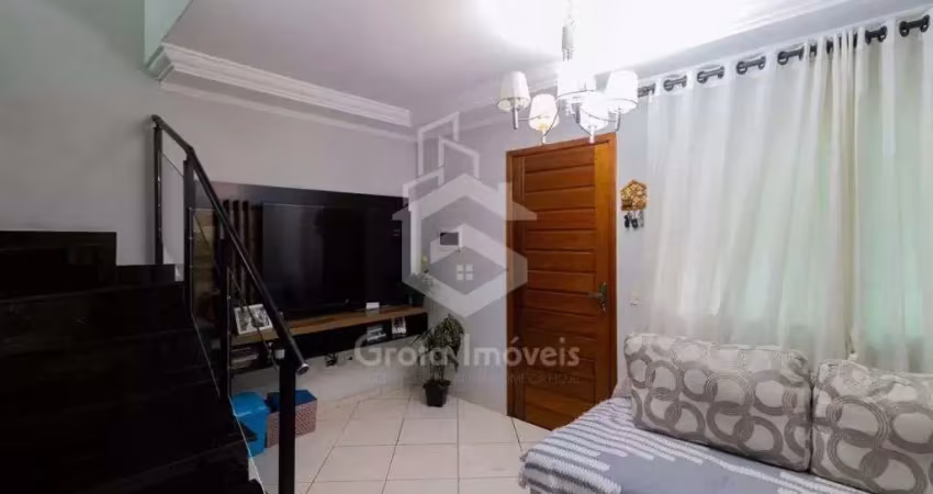 Casa de condominio charmosa a venda com 65m2, duas suites na vila re