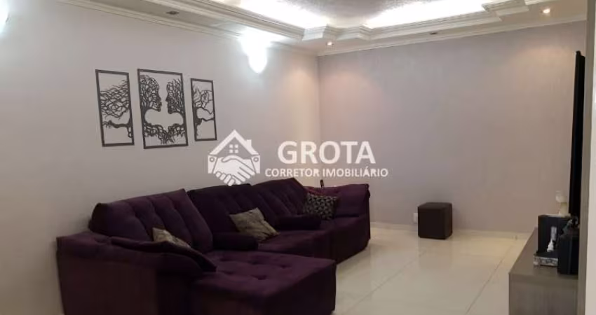 Sobrado Frontal no Parque São Lucas: Espaço e Conforto em 260 metros