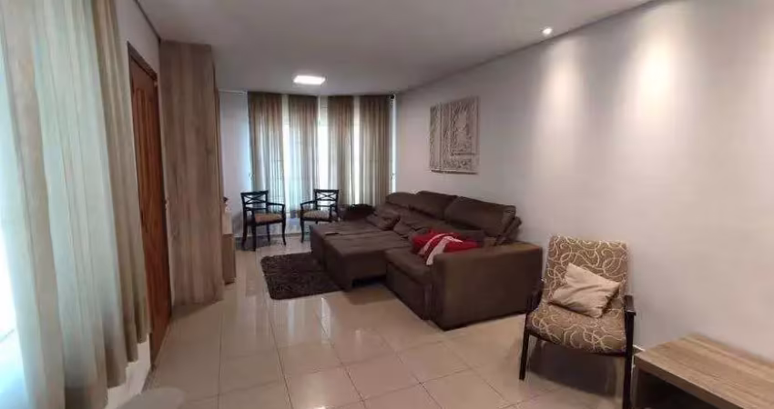 Casa com 4 quartos para alugar na Rua Mônaco, 388, Jardim Têxtil, São Paulo