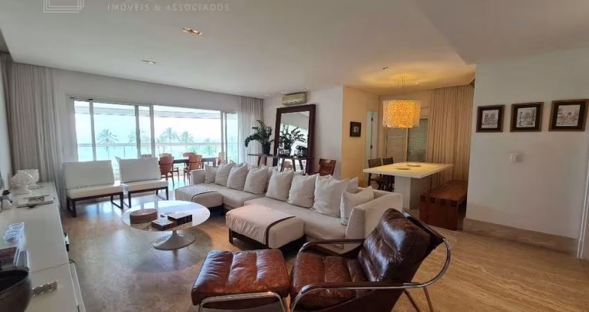 Apartamento Pé na Areia à venda na Riviera de São Lourenço no módulo 7