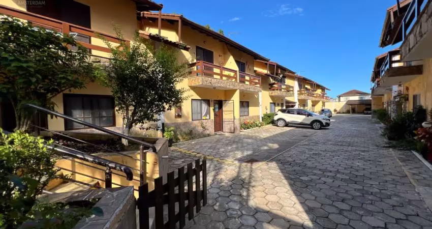 Casa em condomínio para locação anual no centro de bertioga-sp: 2 quartos, 1 suíte, 1 sala, 3 banheiros, 1 vaga - 85,00 m².