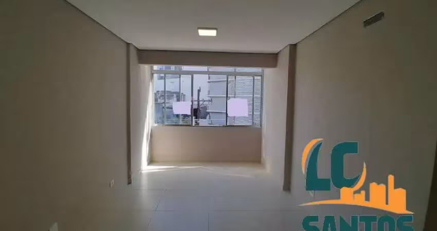 APARTAMENTO NO GONZAGA REFORMADO 2 DORMITÓRIOS SENDO 1 SUÍTE - 100M² - VAGA DE GARAGEM - DUAS QUADRAS DA PRAIA.
