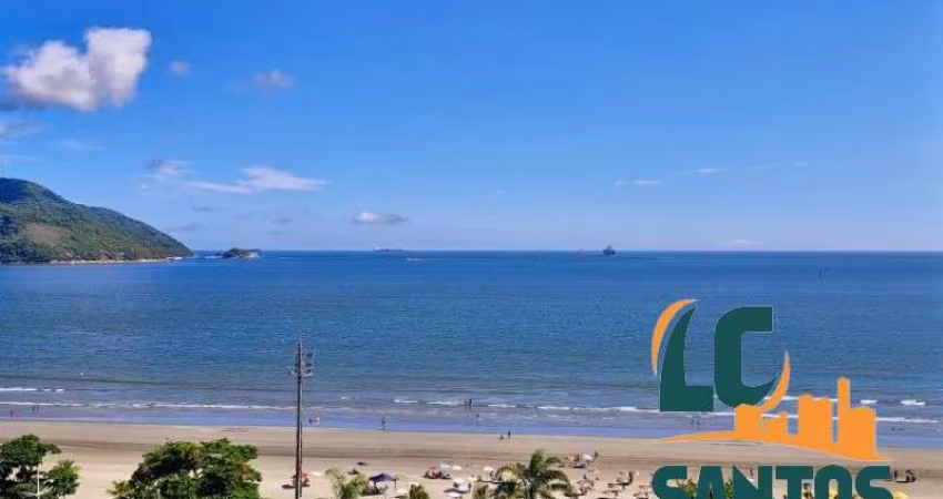 Apartamento reformado, com vista deslumbrante do mar! 3 dormitórios, planejados, sala ampla, 1 vaga. Localização privilegiada na orla do Embaré.