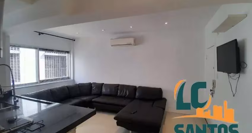 Apartamento reformado no coração do bairro do boqueirão em santos .