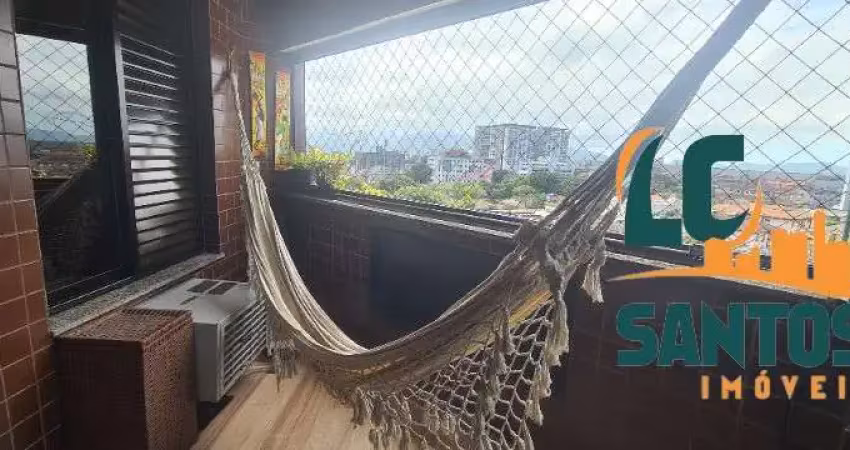 Apartamento de 2 dormitórios sendo 1 suíte com varanda e vaga de garagem .