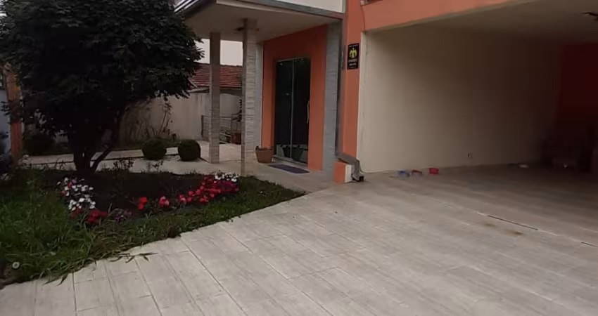 Amplo Sobrado 304m - 4 quartos - São José dos Pinhais
