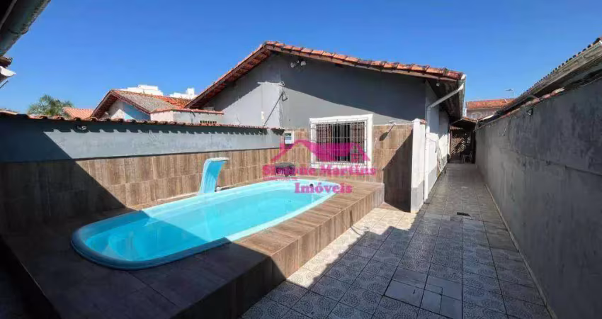 Casa à venda lado praia com 03 dormitórios e piscina na praia de mongaguá