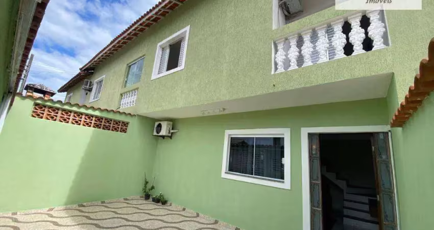 Sobrado com 2 dormitórios à venda, 64 m² por R$ 250.000,00 - Oceanópolis - Mongaguá/SP