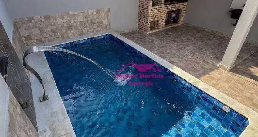 Casa lado praia com acabamento impecável na cidade de mongaguá