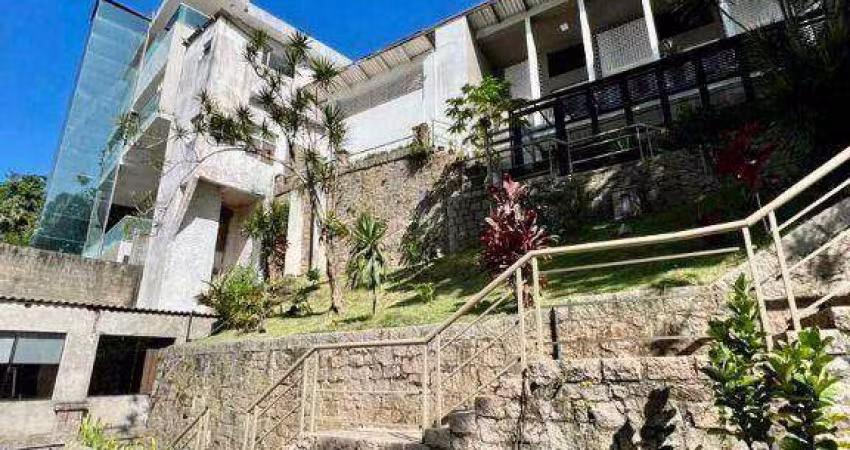 Encantadora Mansão – Ilha Porchat – À Venda - São Vicente SP