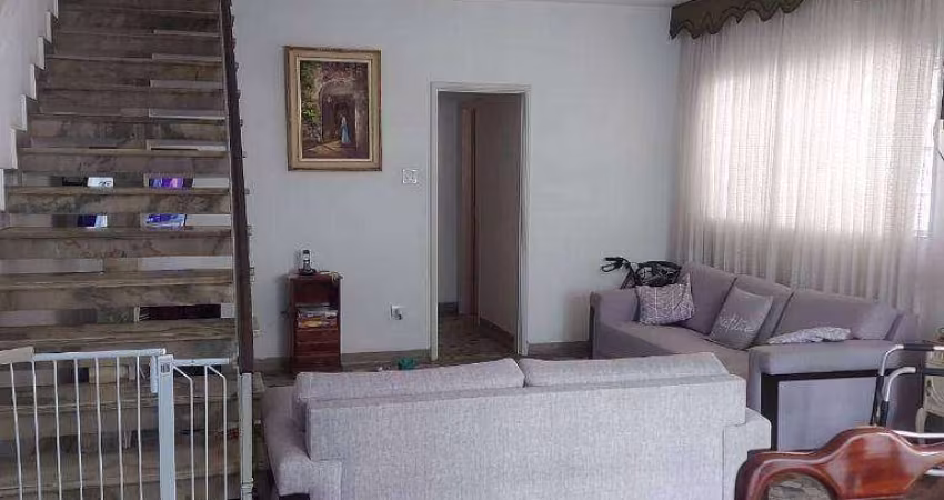 Excelente Sobrado Próximo à Praia - Ideal para Residência ou Comércio!