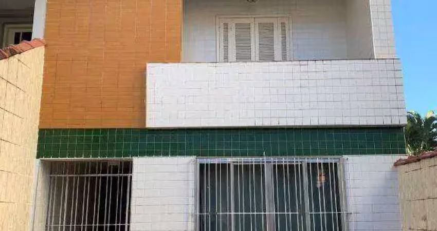 Casa 3 dormitórios à venda, 229 m² - Vila Belmiro - Santos/SP