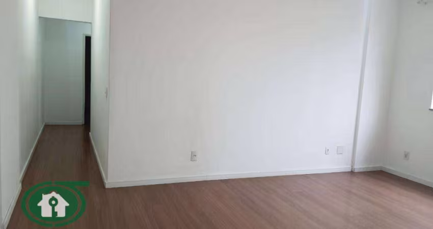 Apartamento 2 Dormitórios, Suíte, Qto e WC empregada - Predio c/ elevador e garagem demarcada - Embaré / Santos