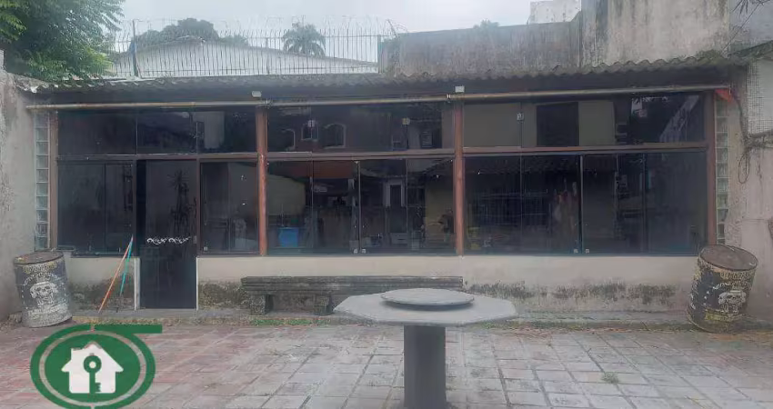 Casas c/ terreno 10x50 à Venda - Completo com 2 Casas + Edícula - Santos/SP