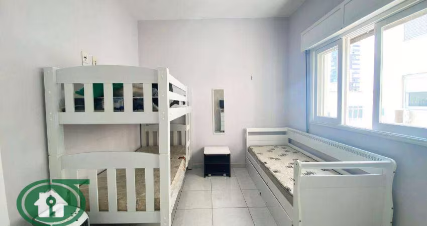 Sala Living, tipo Qto e Sala, Prédio frente ao mar no Embaré.