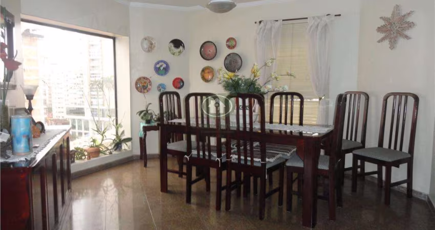 Apartamento 4 suítes, 3 garagens. à venda, Boqueirão, Santos.
