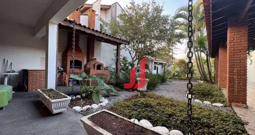 Casa com 7 dormitórios (4 suítes) a venda, 430 m² por R$ 790.000 - Parque Oasis - Peruíbe/SP