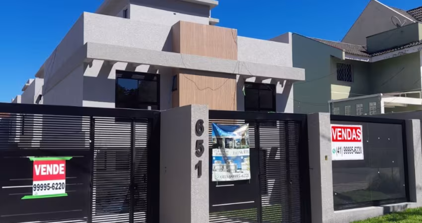 Sobrado à venda  com 3 quartos, 1 suite em Santa Felicidade, com Terraço