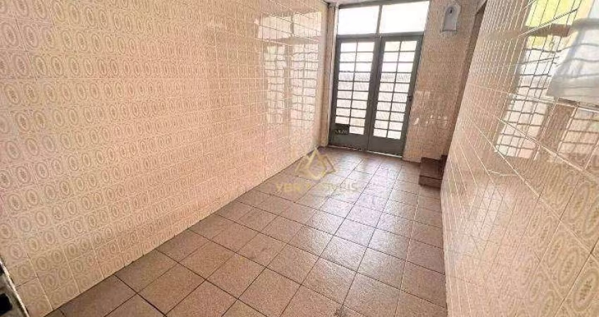 Casa com 2 dormitórios à venda, 170 m² por R$ 900.000,00 - Cerâmica - São Caetano do Sul/SP