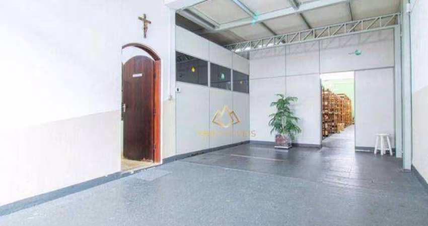 Galpão à venda, 260 m² por R$ 1.200.000,00 - Vila Cláudio - Santo André/SP