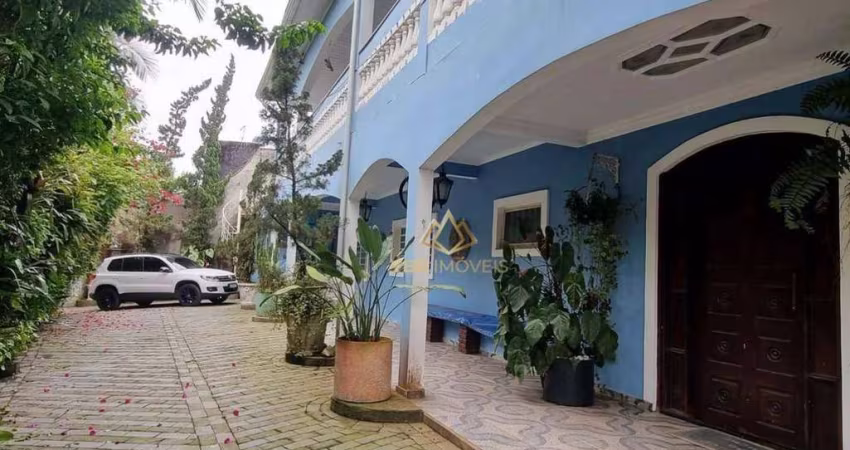 Sobrado com 4 dormitórios à venda, 333 m² por R$ 430.000,00 - Parque Andreense - Santo André/SP
