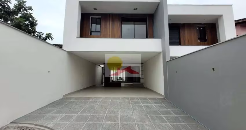 Sobrado no saguaçú com 3 quartos para venda, 185 m²