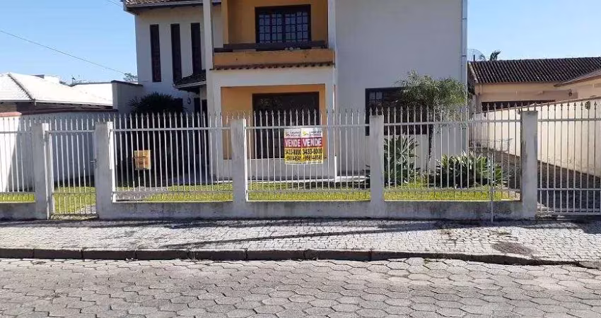 Casa com 4 quartos à venda no Guanabara, Joinville 
