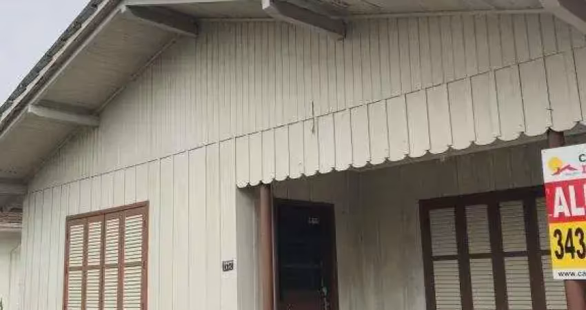 Casa de madeira no boa vista com 3 quartos para locação, 100 m²