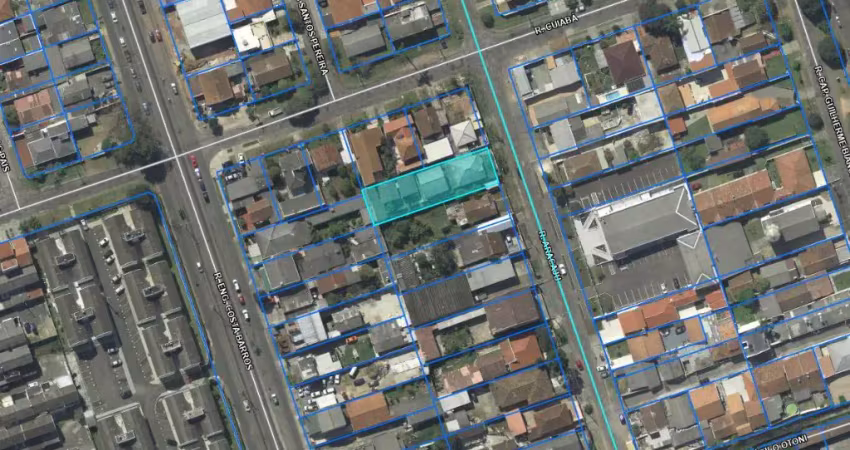 Terreno com 5 casas com potencial de construção para 4 andares