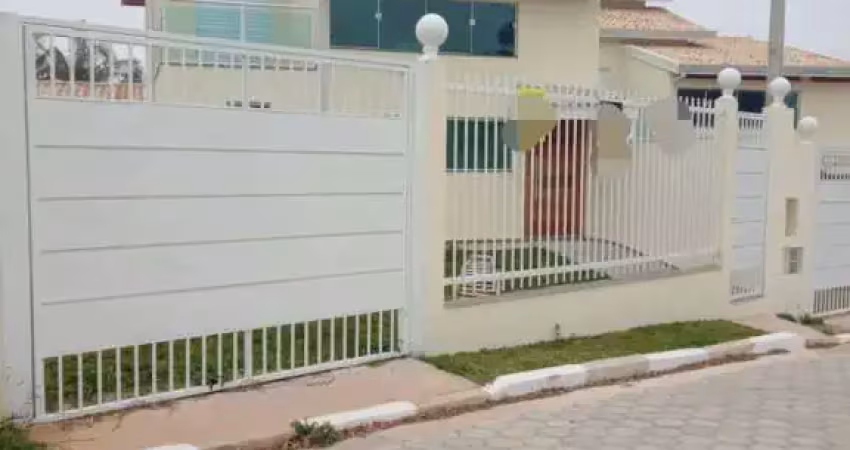 Casa á venda - 150 m² área construída, em Mairiporã/SP