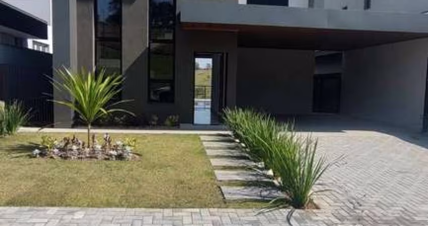 VENDE-SE CASA EM CONDOMINO 4DORM. EM ATIBAIA.