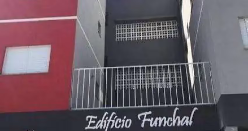 Apartamento à Venda no Edifício Funchal em Atibaia/ SP