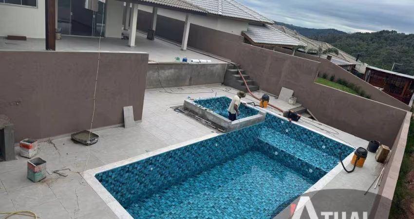 CASA COM 3 DORMITÓRIOS A VENDA EM CONDOMÍNIO ATIBAIA-SP