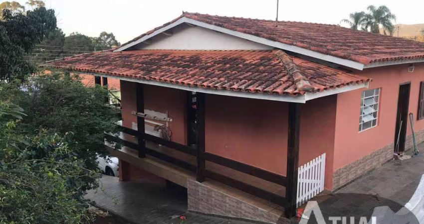 Casa a venda em Atibaia no Jardim imperial -  Área 500m²