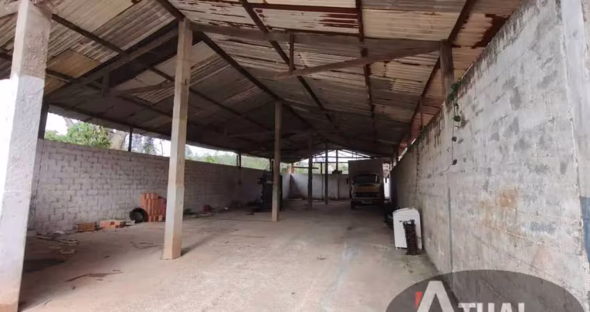 Galpão com 11.000 de terreno e 970 m² de área construída