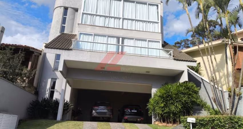 Casa de luxo em condomínio à venda em Cotia-SP, no bairro São Paulo II: 3 quartos, 3 suítes, 1 sala, 4 banheiros, 4 vagas, 451m².