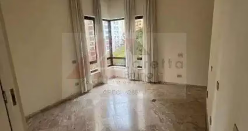 Itaim Bibi - Apartamento 200m², com 3 suítes, living amplo, varanda, cozinha espaçosa, 3 vagas.