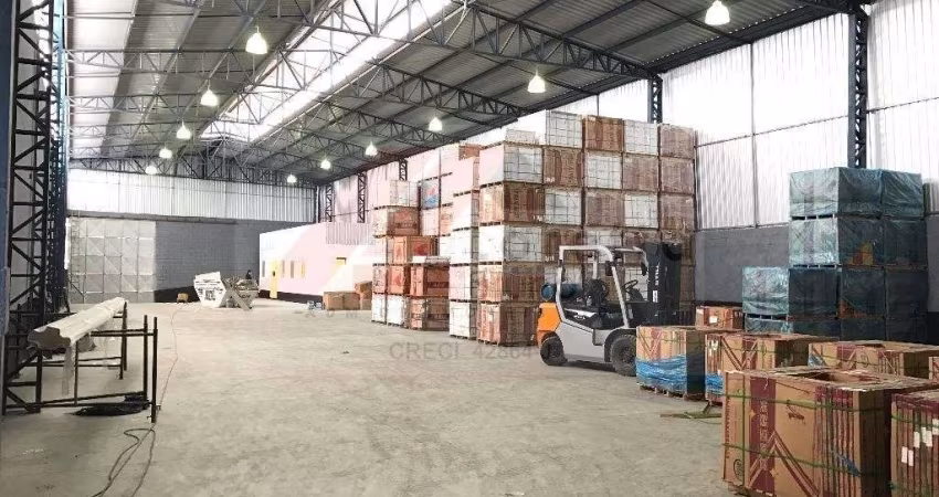 Galpão Comercial de Alto Padrão na Mooca, São Paulo-SP: 1.700m², 4 Banheiros - Venda ou Locação!