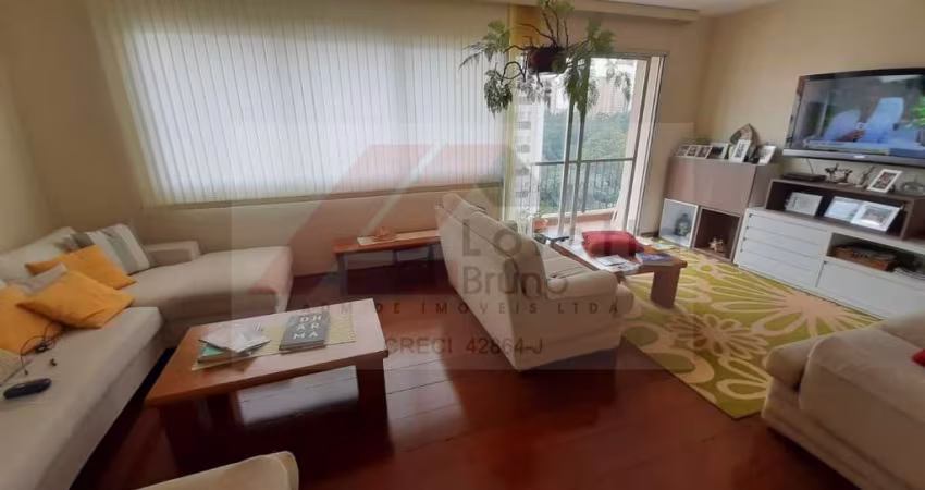 Apartamento com 4 Quartos e 3 banheiros 3 vagas à Venda, 146 m² por R$ 800.000,00