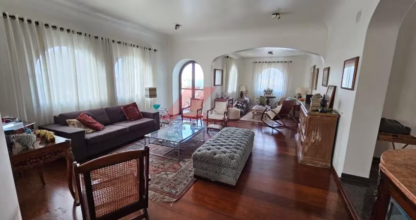 Imperdível Apartamento à Venda em São Paulo-SP - 4 Quartos, 2 Suítes, 4 Banheiros, 3 Vagas de Garagem - Jardim Paulista 278m²